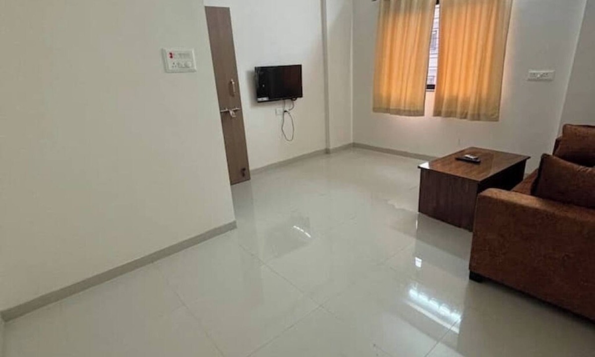 Pune Bed & Breakfast | 1BHK Cozy Stay 502