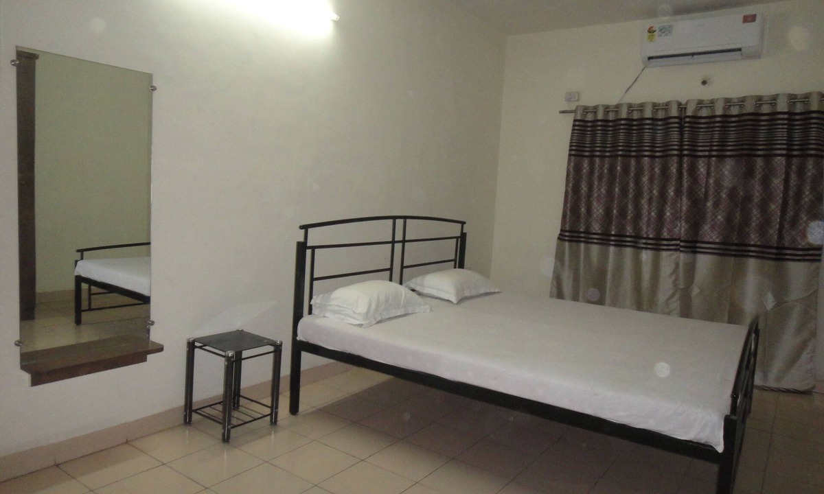 Koregaon Park Apartment | 2BHK Fully Furnished AC Flat in Koregaon Park, Pune