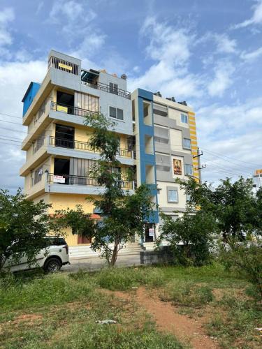 Narasapura Apartment | 3BHK-Cozy Homestay Near IKEA & BIEC Exhibition, Bangalore