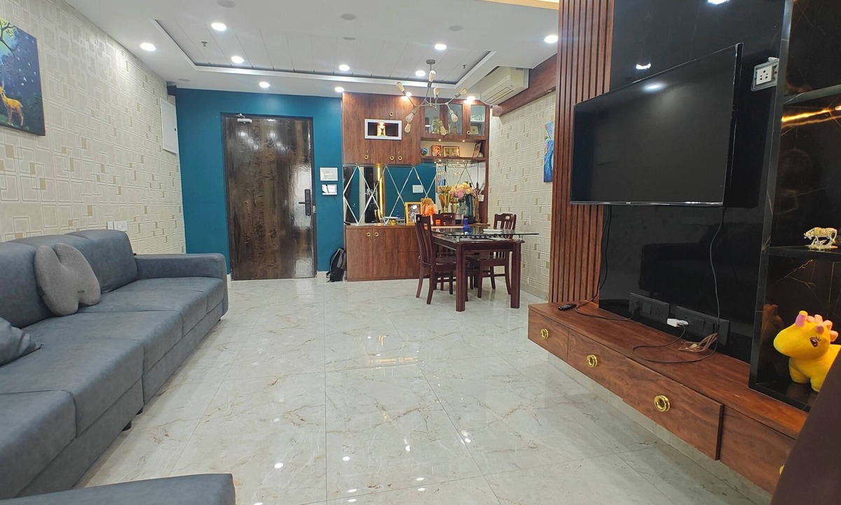 Tangra Apartment | 3bhk fully furnished highrise apartment in a luxerious complex with lake view