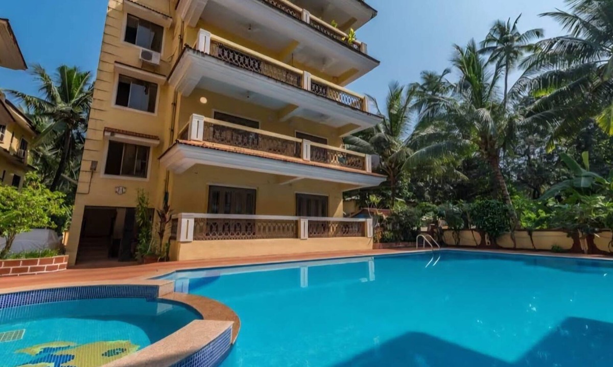 Calangute Villa | 3BHK villa With private swimming pool in Calangute Candoliam north goa 6 to 10