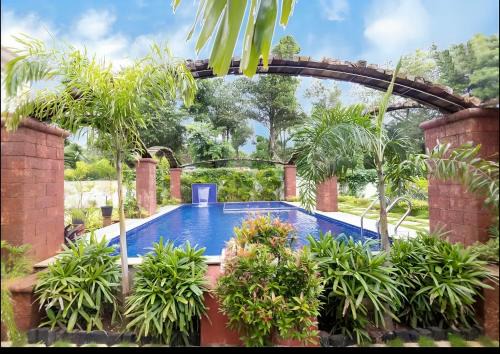 Mazal Waddo House | 4BHK Villa in Anjuna with private Jacuzzi and pool, 1KM from beach