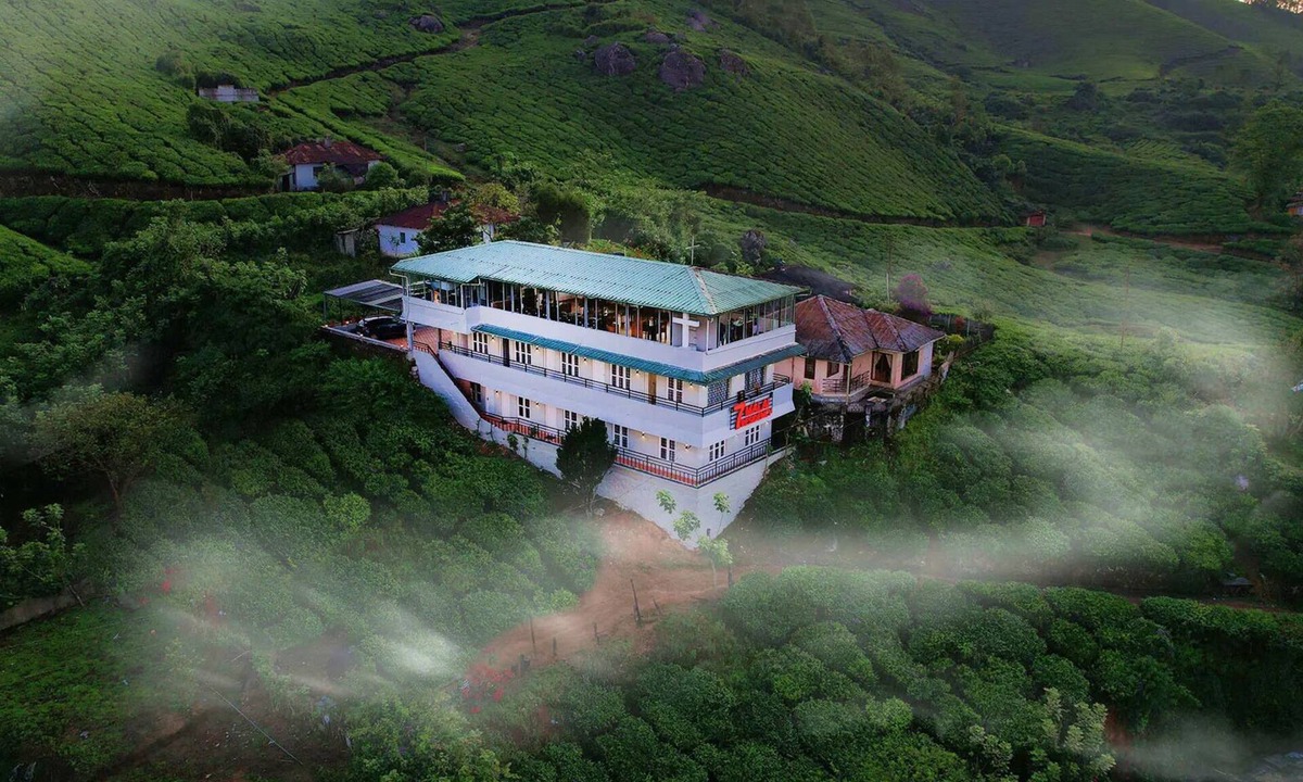 Moolakadai Resort | 5 Bedroom Home