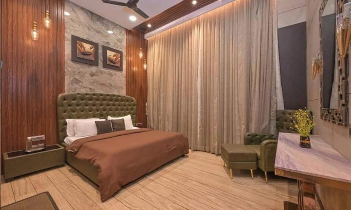 Kurvande Villa | 6BHK Chaos Mansion By Jalanta Stay
