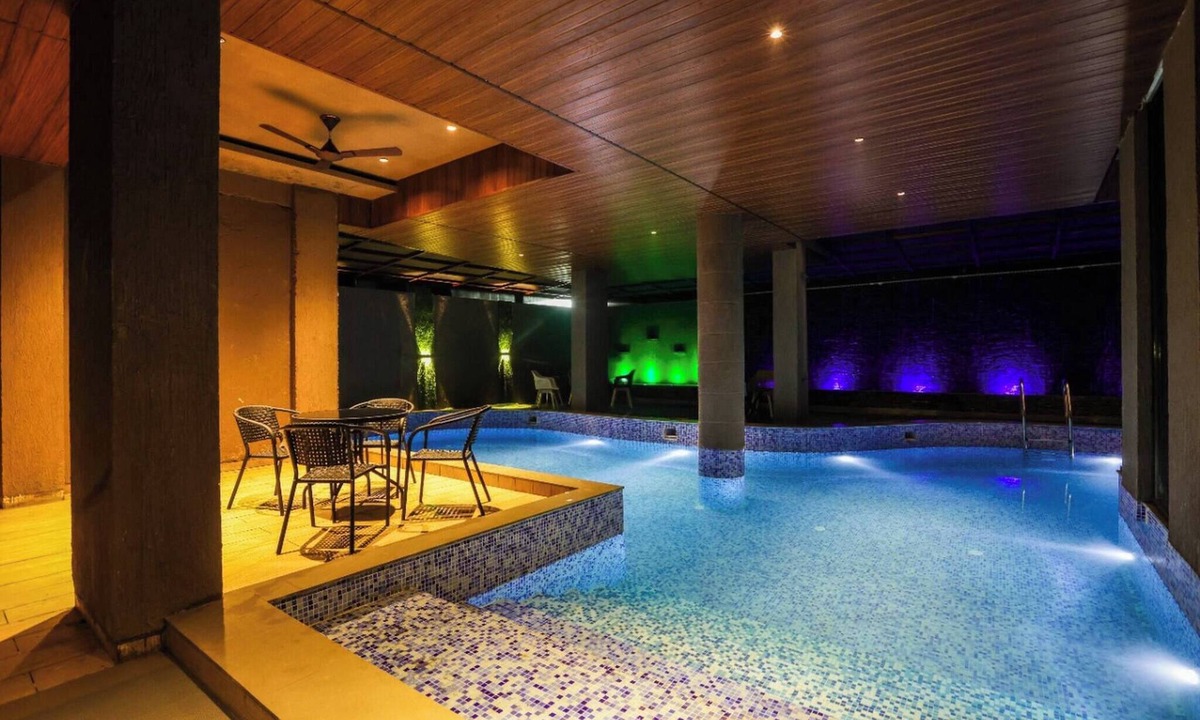 Igatpuri House | 6bhk Pearl Drops Villa Igatpuri Heated Pool