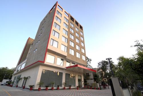 Tonk Road Hotel | 7 Apple Hotel Pratap Nagar