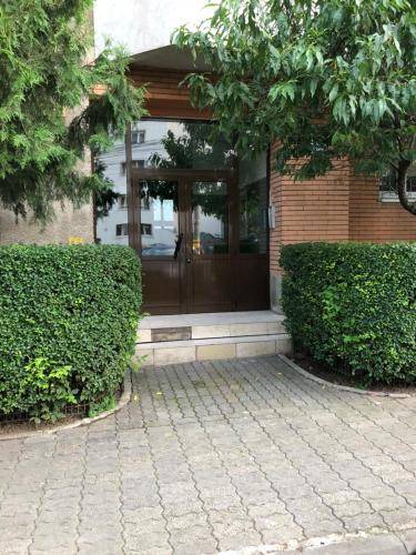 Bucharest Apartment | 81 m² Apartment ∙ 3 bedrooms ∙ 9 guests