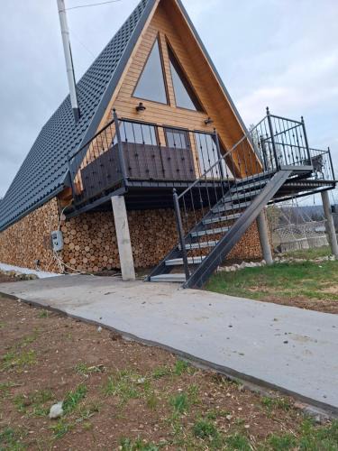 Agapia Ski Chalet | A frame iris
