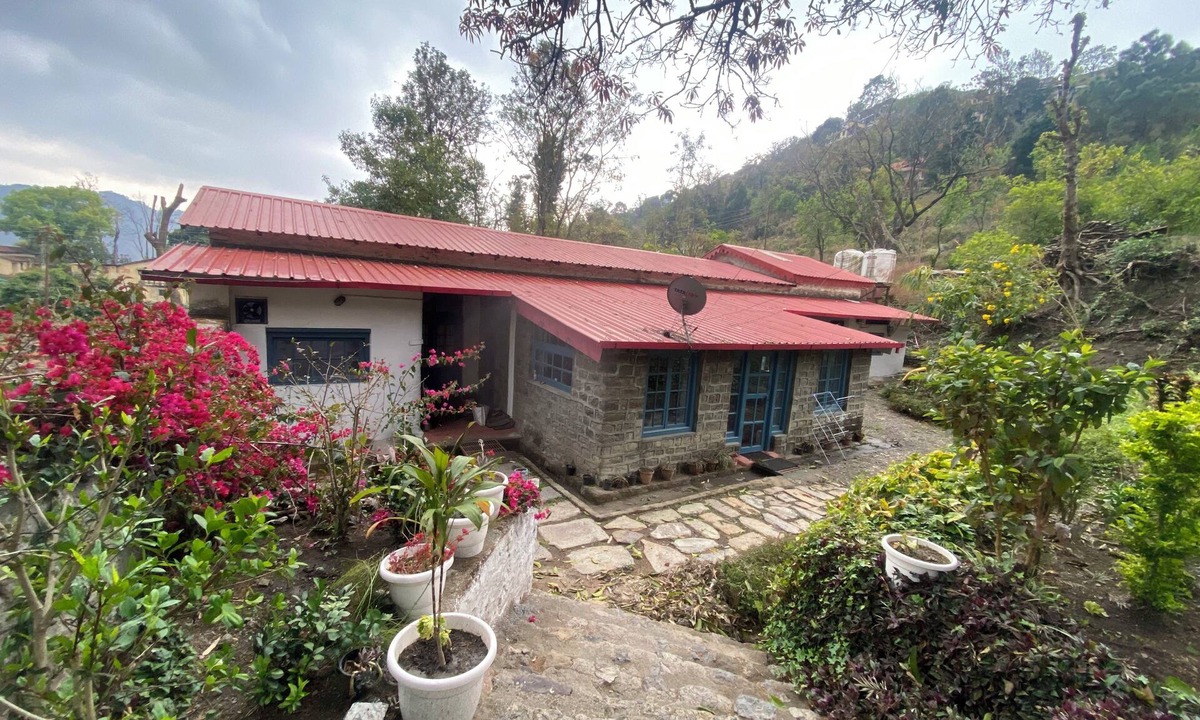 Smanora Range House | A heritage British bungalow beautifully restored as a homestay near Nainital.