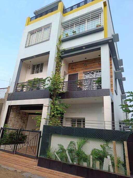 Dhanbad Apartment | A newly built house with Love