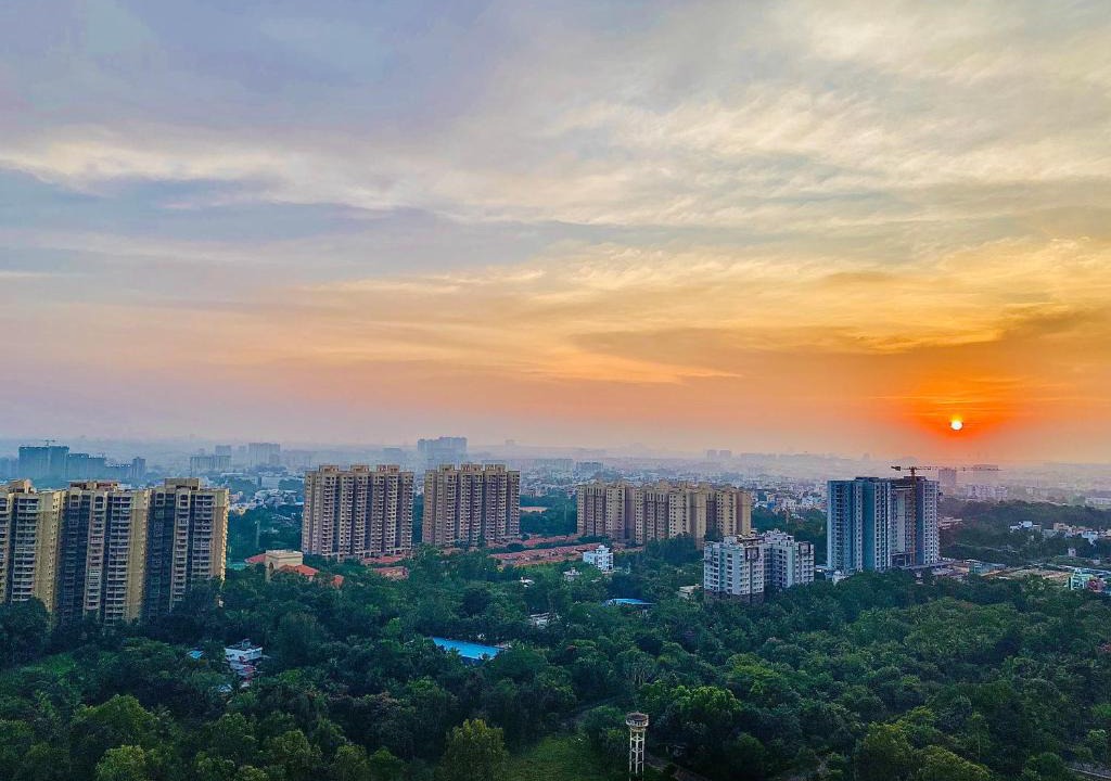 Bengaluru Apartment | A Night in PÂRIS on the 31st Floor