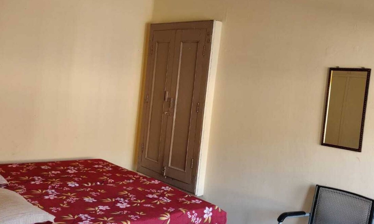 Varanasi Hotel | A perfect stay for family & friends.