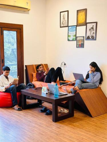 Kailash Colony Hostel | A Sleepy Fox Hostel