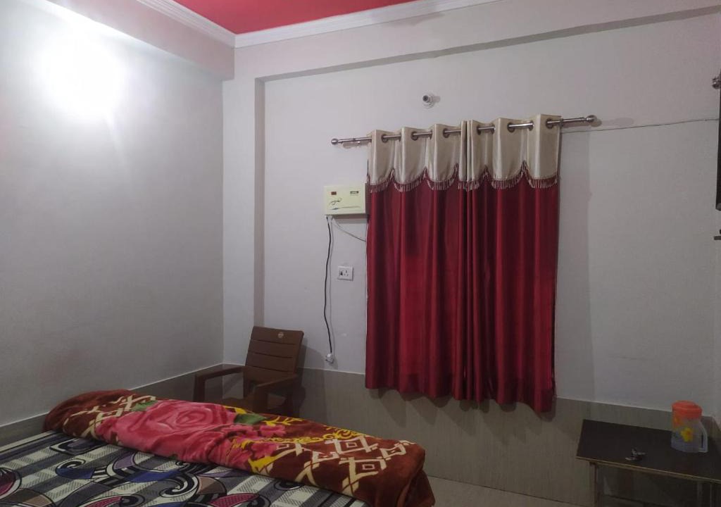 Raebareli Hotel | Aashram Ashok Vatika By WB Inn