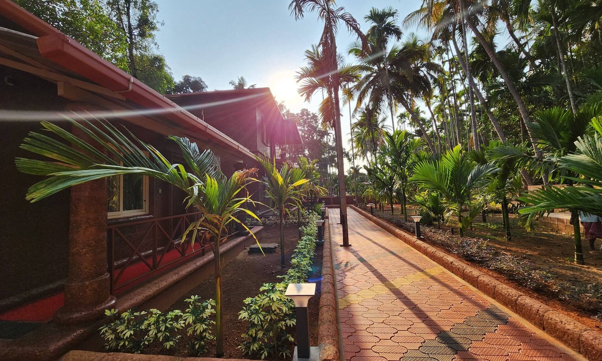 Honavar Hotel | Aashrayam Hotels And Resorts