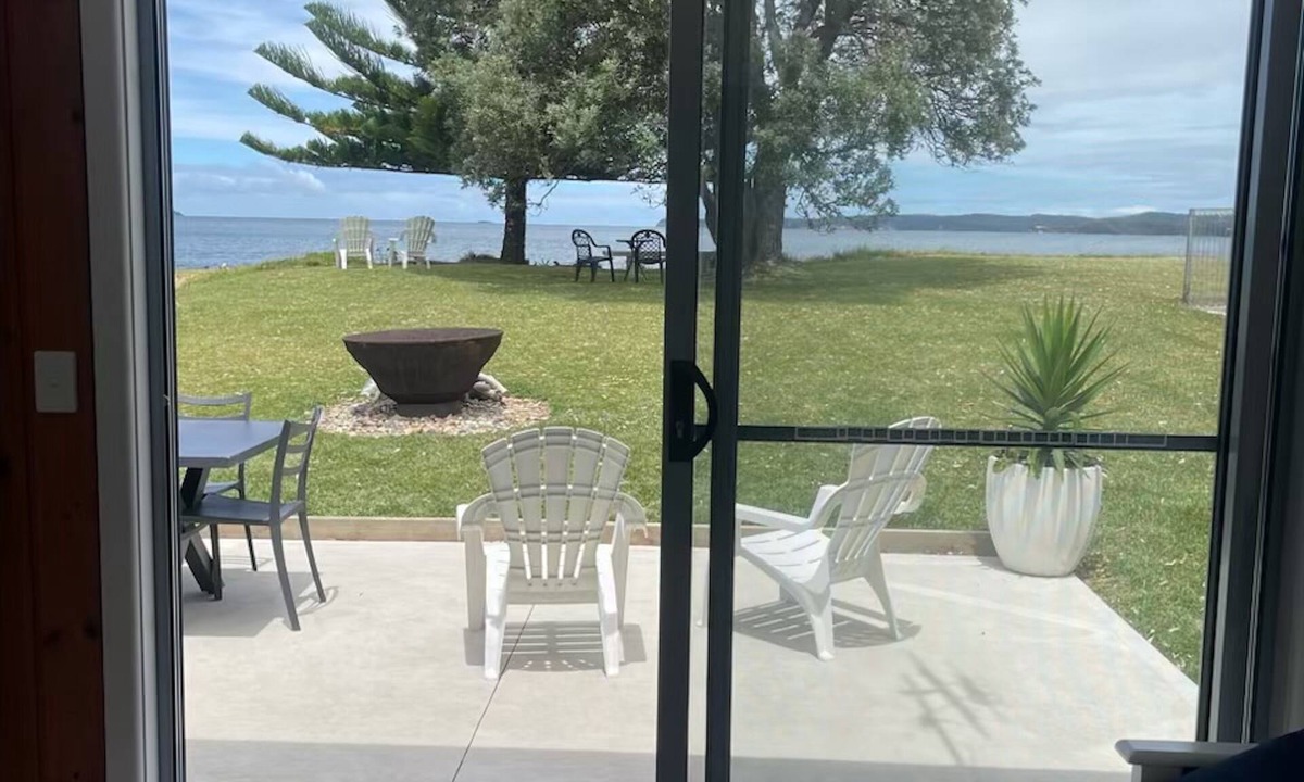 Long Beach House | 🏖️ Absolute Beachfront Long Beach -The Beach Is Your Backyard Pet Friendly