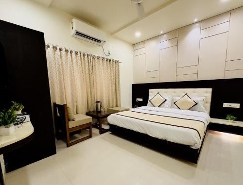 Mount Abu Hotel | Abu Inn, Mount Abu - The Luxury Boutique Stay