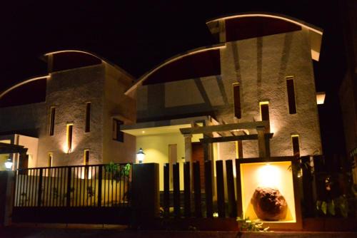 Yelagiri Hotel | AGS HOLIDAY RESORTS