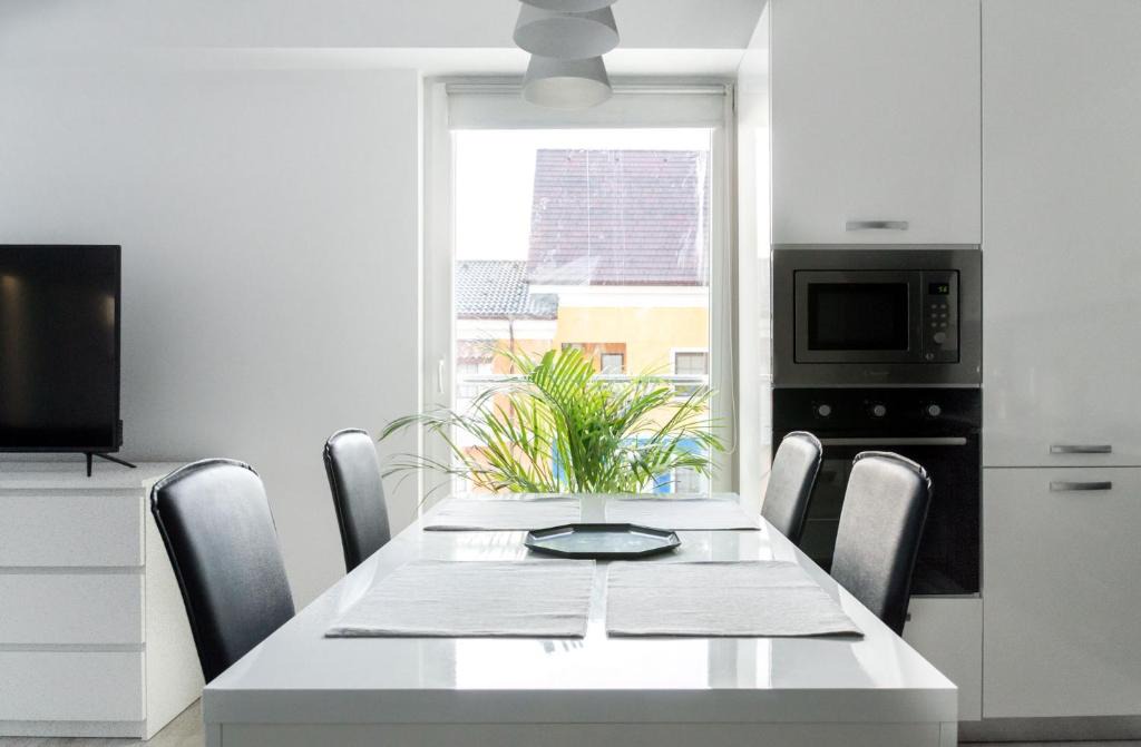 Otopeni Apartment | Airport Residence - Apartment across from Otopeni Airport