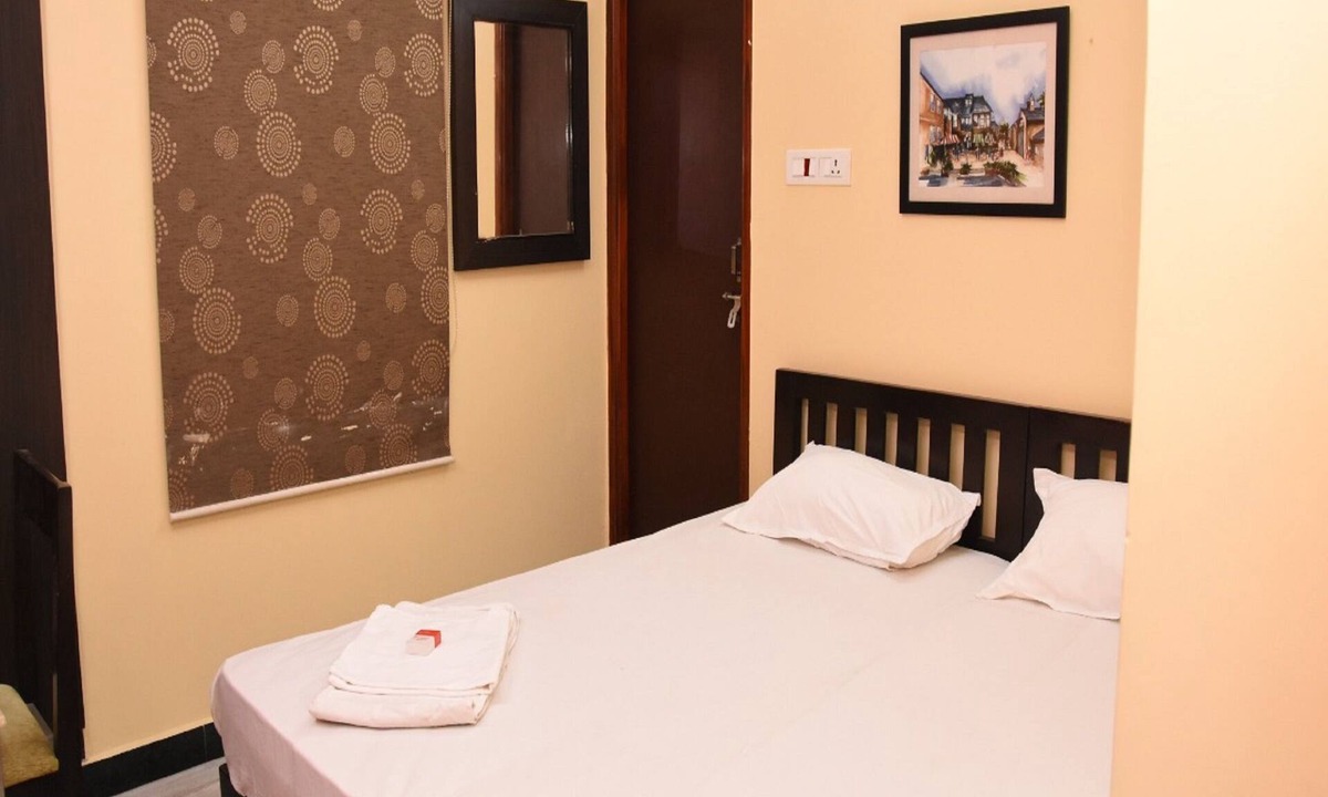 Ambattur Hotel | Aishwaryam Deshna Service Apartment