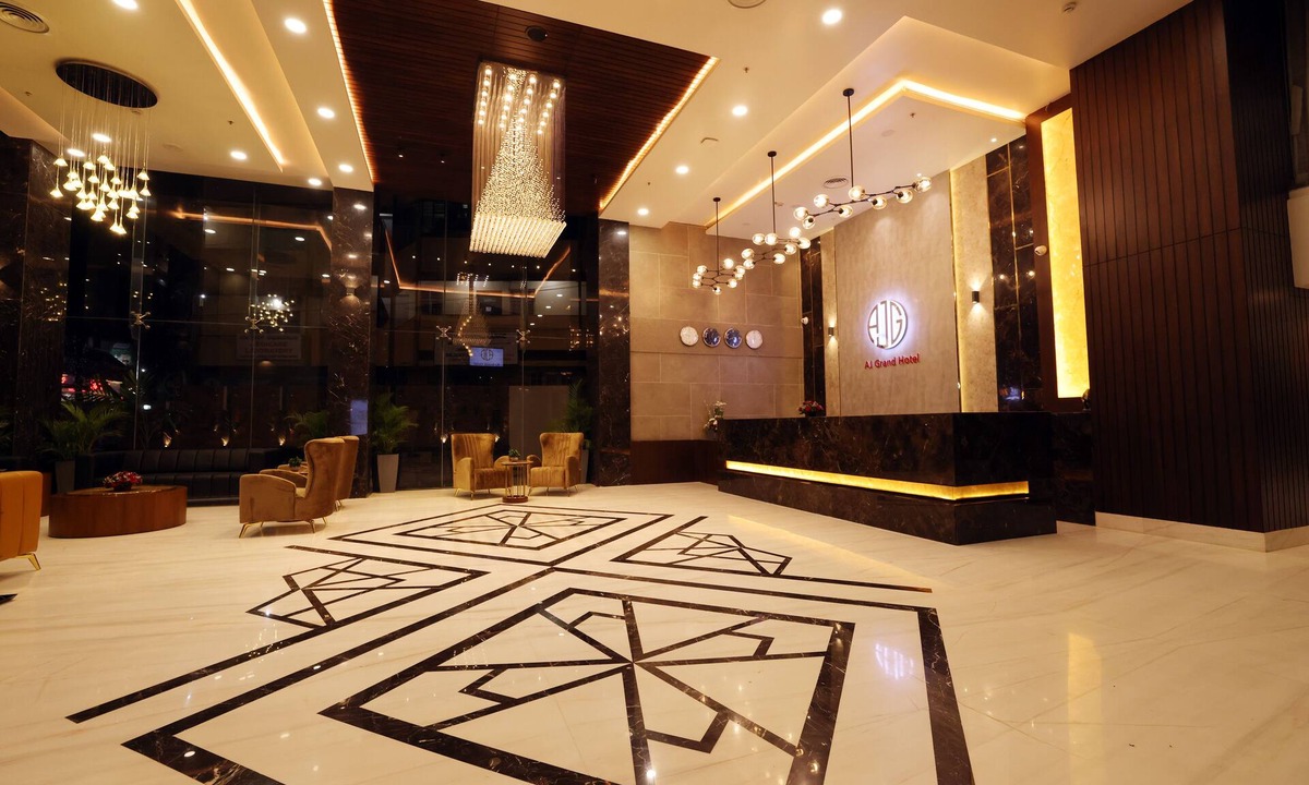 Hampankatta Hotel | AJ Grand Hotel