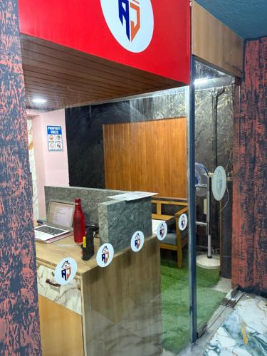 Coimbatore Hotel | AJ GrandInn