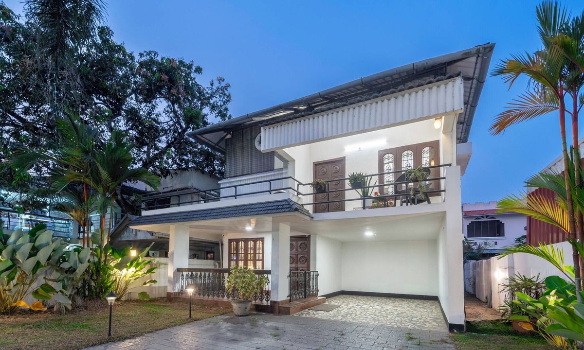 Vazhicherry Ward Villa | Alaya Stays 3BHK Riviera Residence Villa