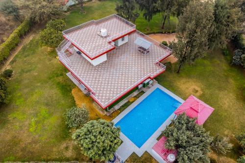 Bhiwadi Villa | Alaya Stays 4BHK Farmhouse with Pvt Pool & Garden - Manesar
