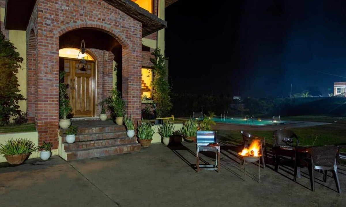 Bansur Villa | Alaya Stays Anantara 3 BHK Farmhouse