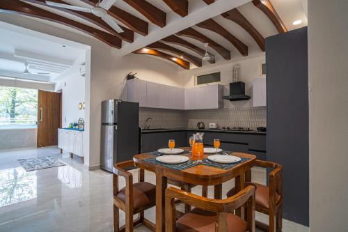 Bullawala Villa | Alaya Stays Udgam Vilas 3-BHK With Jacuzzi