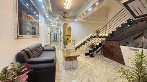 Lalbagh Hotel | Alishba Hotel And Restaurant