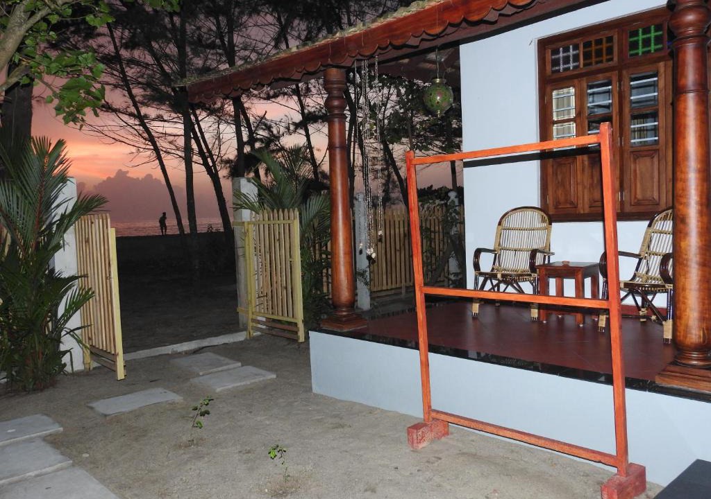 Alappuzha Hotel | Alleppey Beach Garden