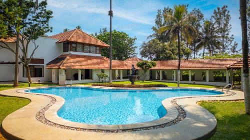 Khattalwada Villa | amã Stays & trails - Mangirish Farmhouse, Alur, Bengaluru