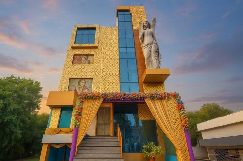 Vasundhara Hotel | Amaira Hotels & Banquets Near Vaishali Metro Station