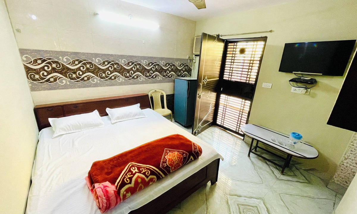 Rohini Hotel | Aman Residency