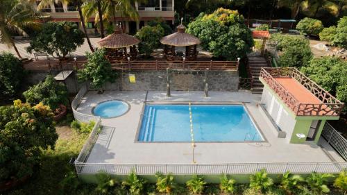 Junnar Hotel | Ambika Hills Resort