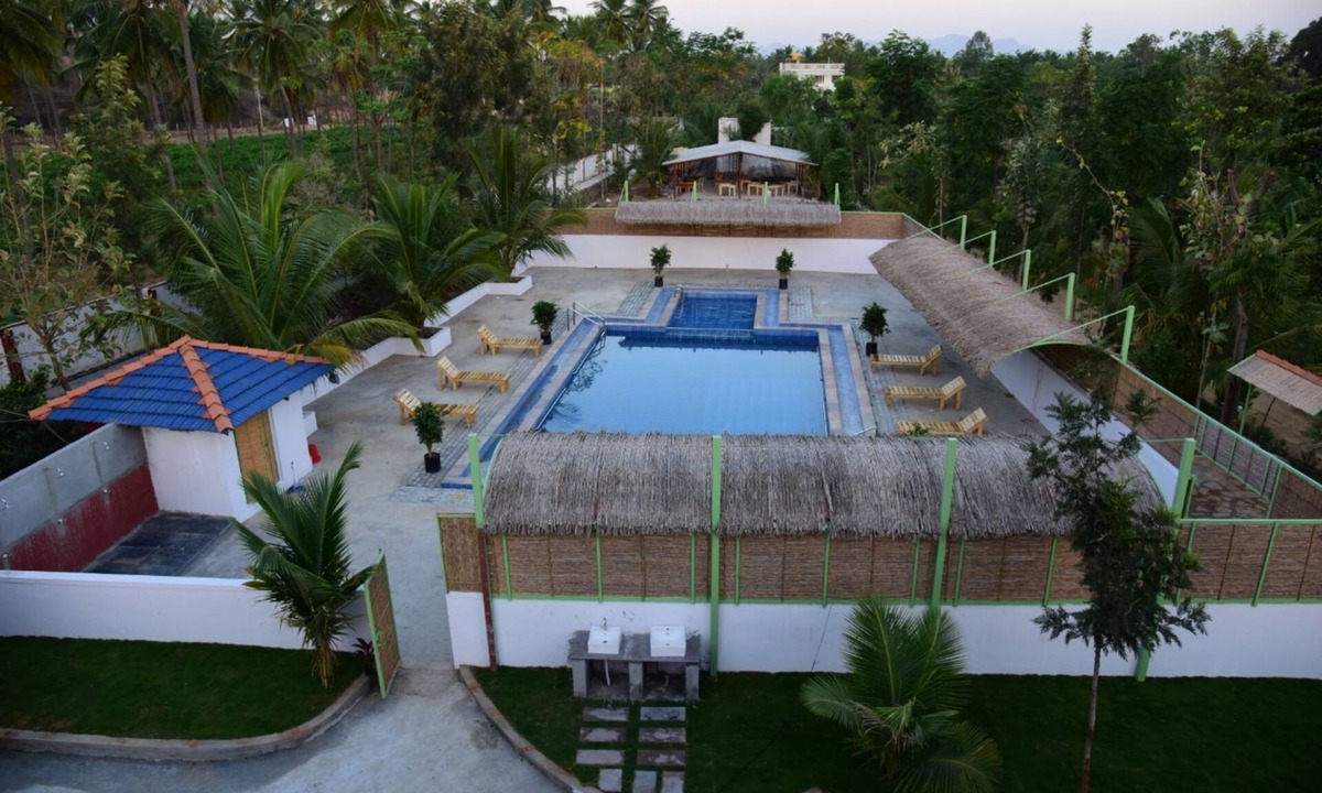 Kanakapura Hotel | Amegundi Resort