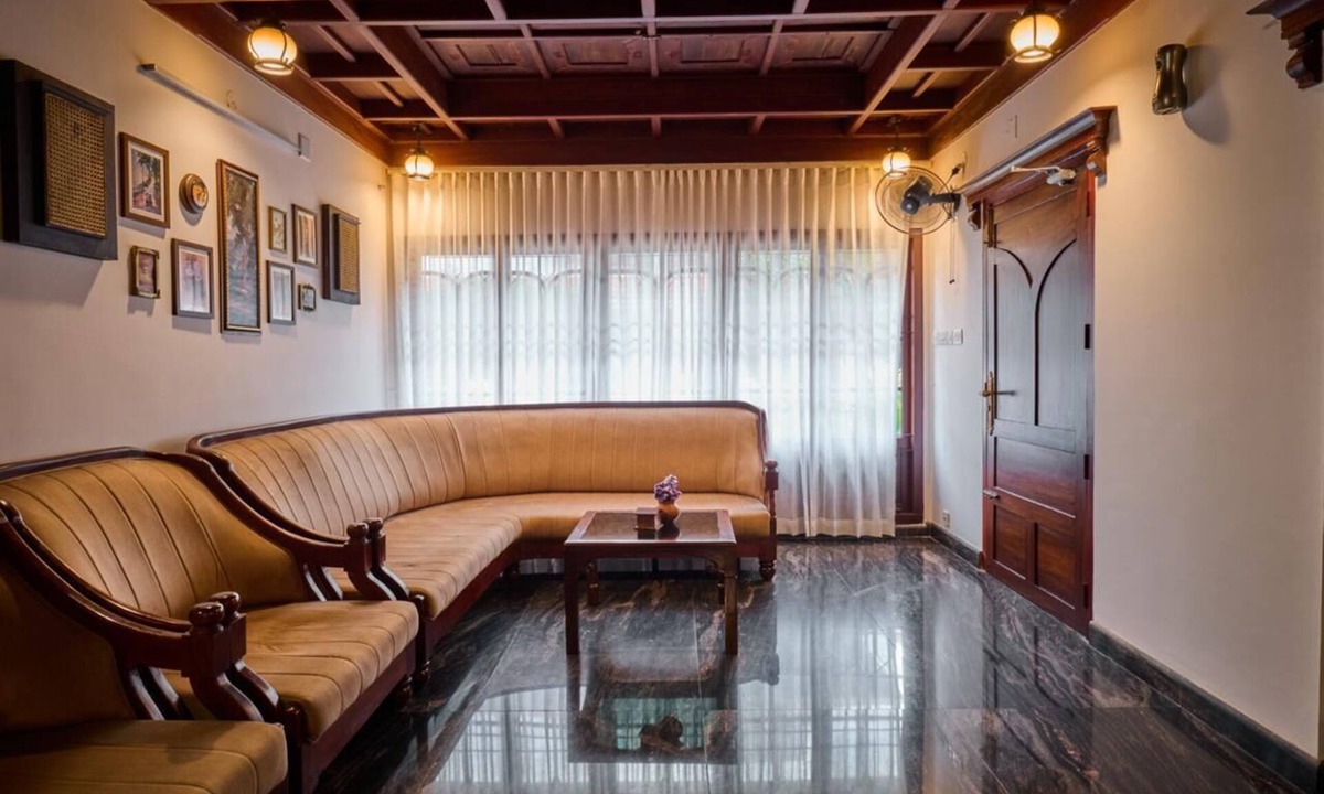 Ernakulam South Villa | Anjaneyam 4BHK Heritage Villa - Near Marine Drive