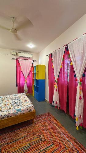 Anjuna Apartment | Anjuna Villa - 4 Vibrant Themed Rooms