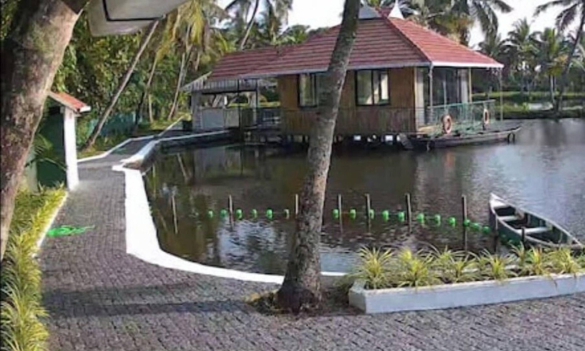 Kumbalangi Apartment | Ann's Aqua stay, Kochi.