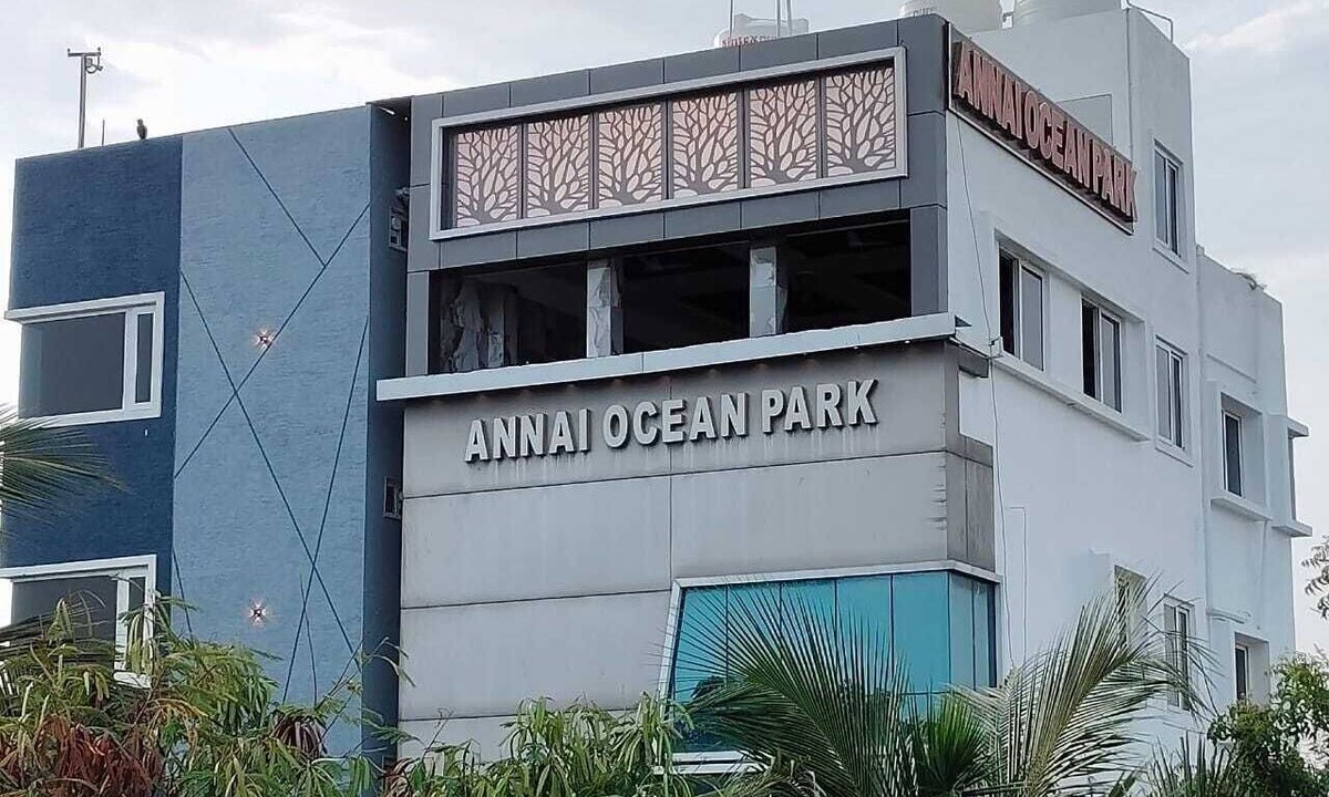 Velankanni Hotel | Annai Ocean Park