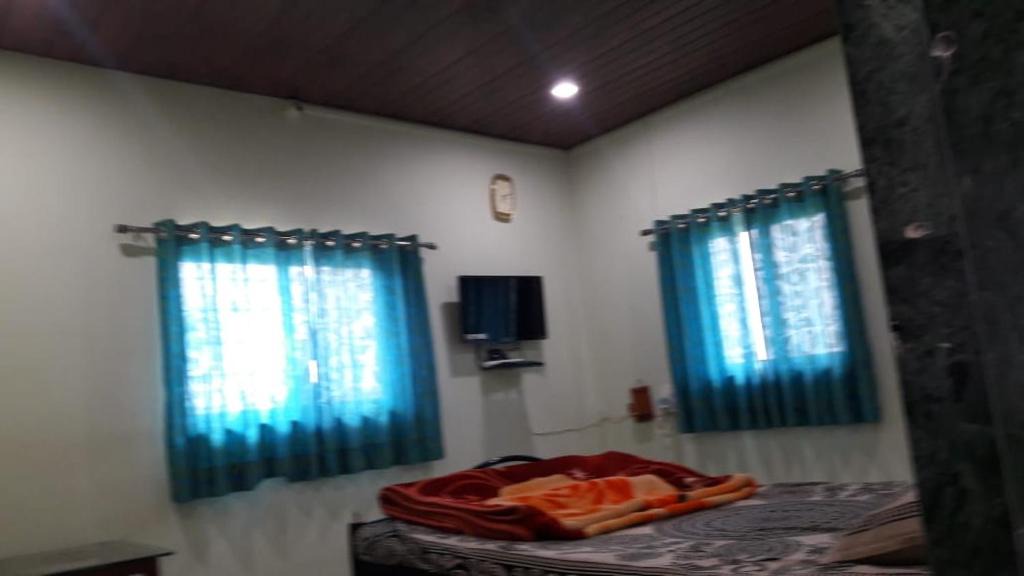 Satara House | Annai Shristhi