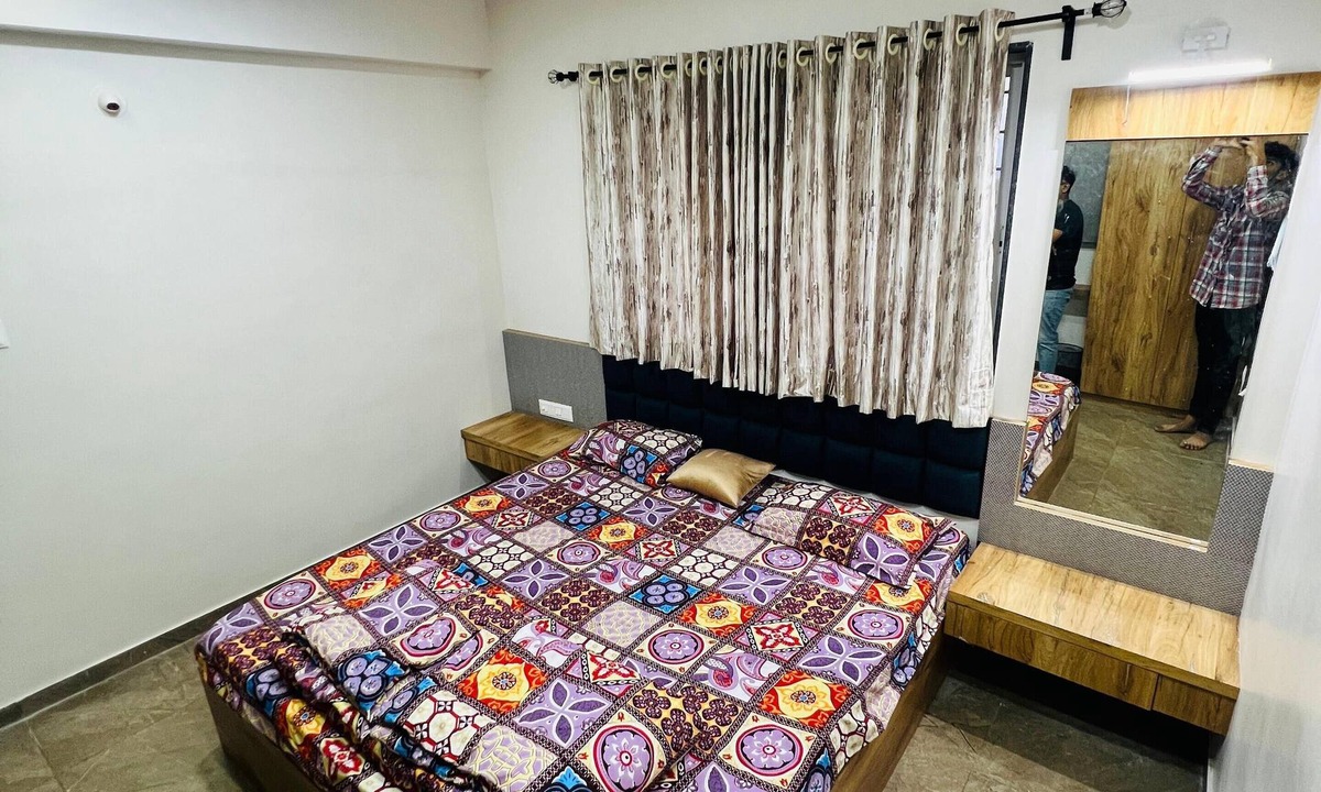 Panchgani Villa | "Anudra Villa: Your Private Oasis of Relaxation and Splendor 🌴✨