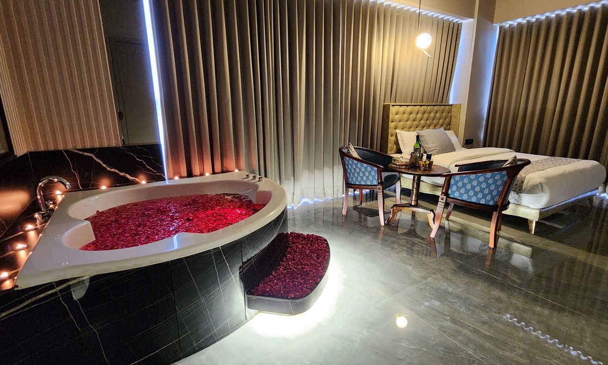 Ahmedabad Hotel | Apricot Motera