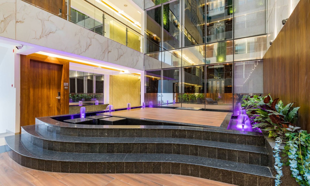 Mundhwa Hotel | AR Suites Jewels Royale