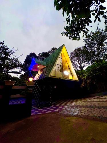 Thankamony part House | Arabian Holiday Resort Family Cottage One Room Two Bed