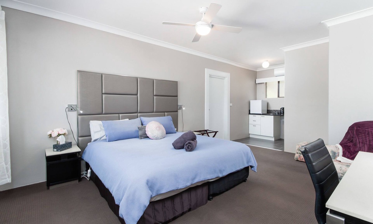 Kurrajong Heights Hotel | Archibald Hotel