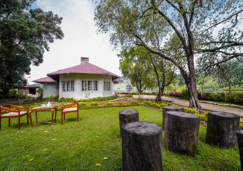 Kannan Devan Hills House | Arivikad Tea Bungalow Munnar by VOYE HOMES