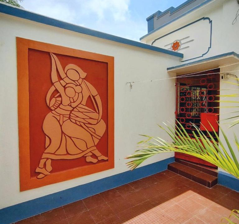 Bolpur Apartment | ATITHI HOMESTAY - Entire 2BHK in Central Bolpur with Private Parking - Pet Friendly
