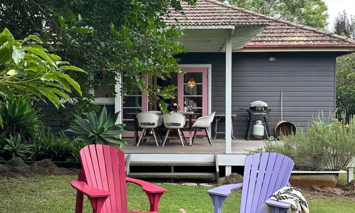 Nowra House | Audreys Nowra: Quiet, central location